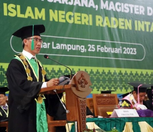 wisuda-mahasiswa-UIN-Raden-Intan-Lampung-2023
